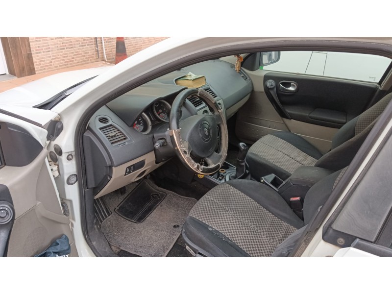 renault megane ii (bm0/1_, cm0/1_) del año 2004