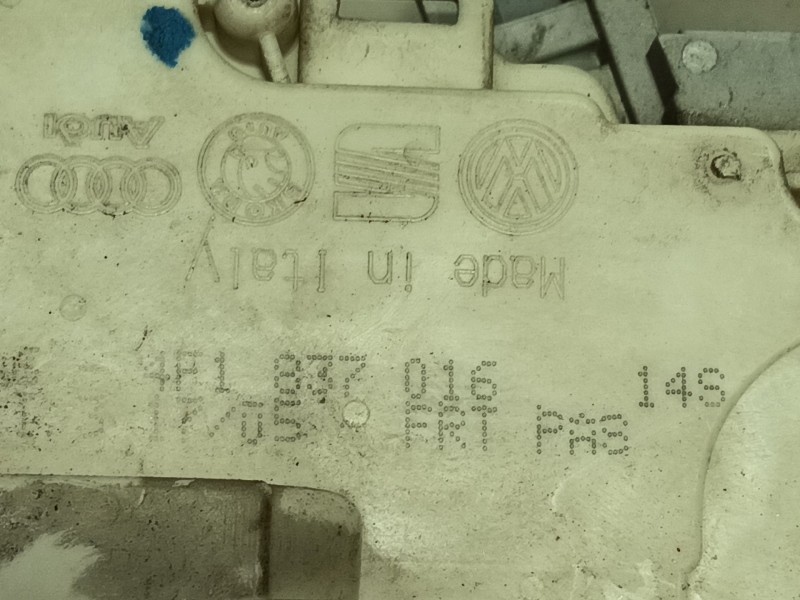 Recambio de cerradura puerta delantera derecha para audi a3 (8p1) 2.0 tdi 16v referencia OEM IAM 4F1837016  