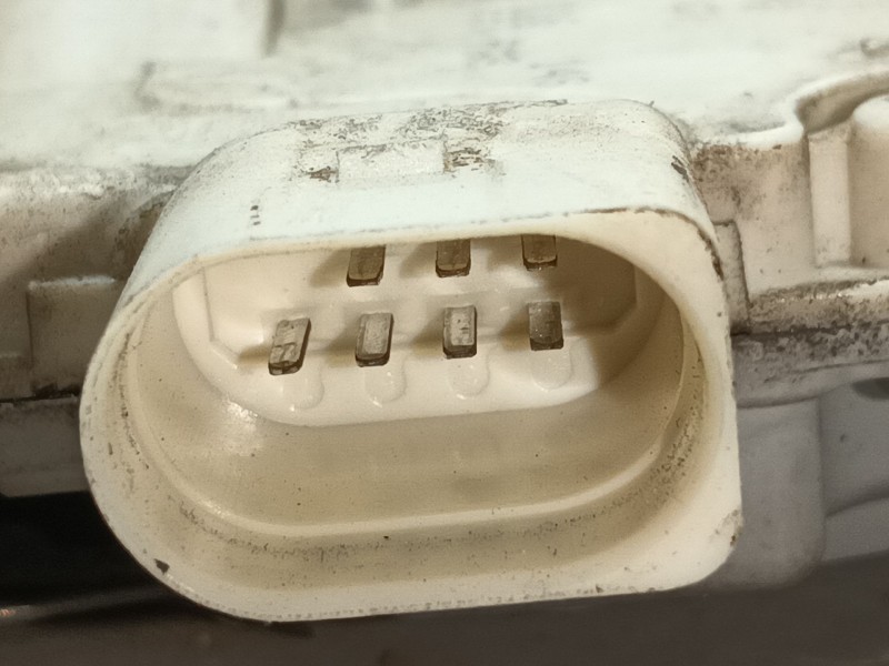 Recambio de cerradura puerta delantera derecha para audi a3 (8p1) 2.0 tdi 16v referencia OEM IAM 4F1837016  