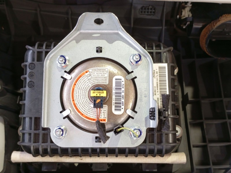 Recambio de salpicadero para citroën c3 picasso (sh_) 1.6 hdi referencia OEM IAM 823194  