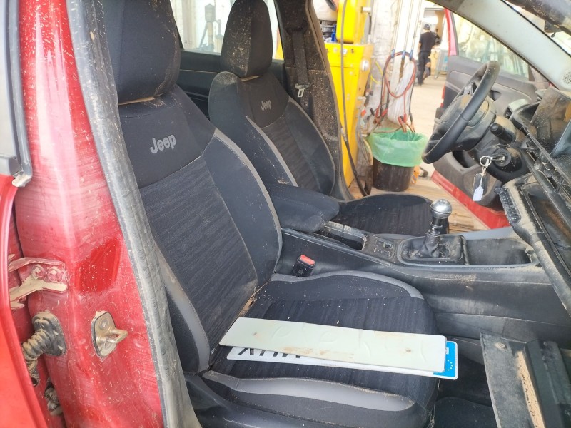 jeep avenger (j2) del año 2023