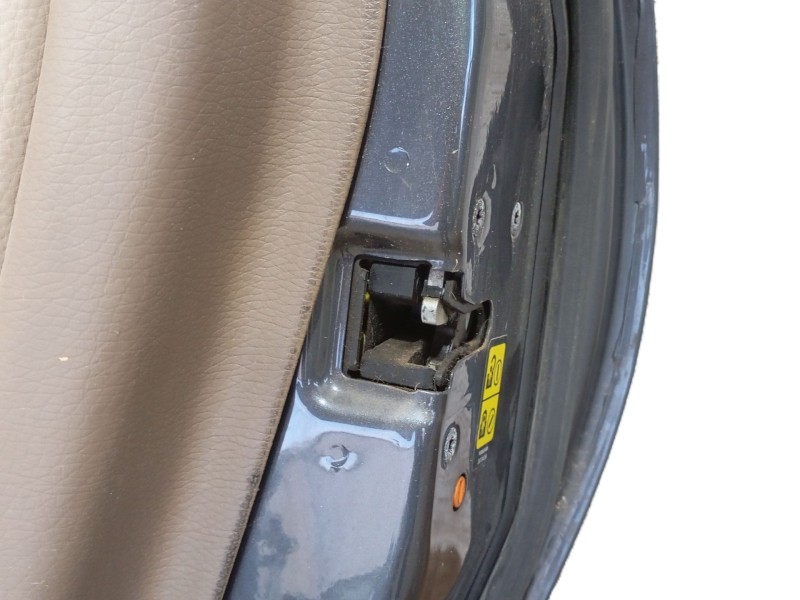 Recambio de puerta trasera derecha para volvo xc70 i cross country (295) d5 xc awd referencia OEM IAM 30649494  