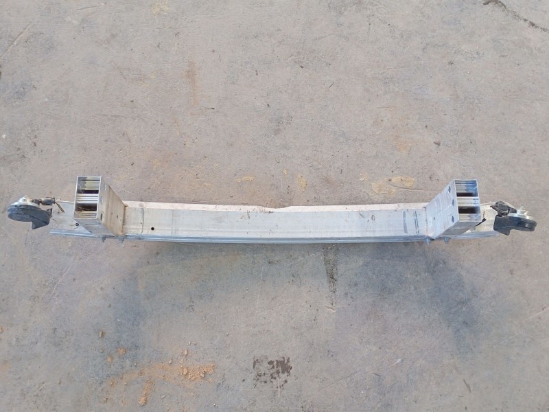 Recambio de refuerzo paragolpes delantero para mercedes-benz cla coupé (c117) cla 200 cdi / d (117.308) referencia OEM IAM   