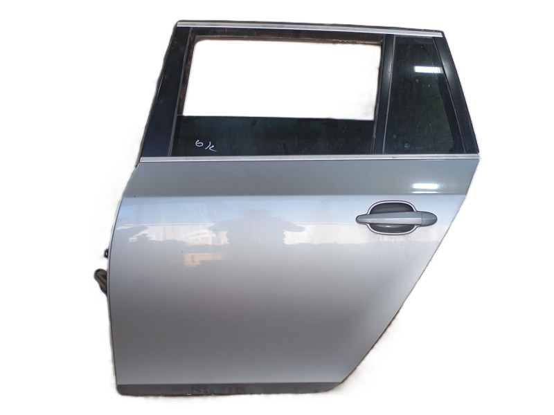 Recambio de puerta trasera izquierda para bmw serie 5 touring (e61) 530d referencia OEM IAM   