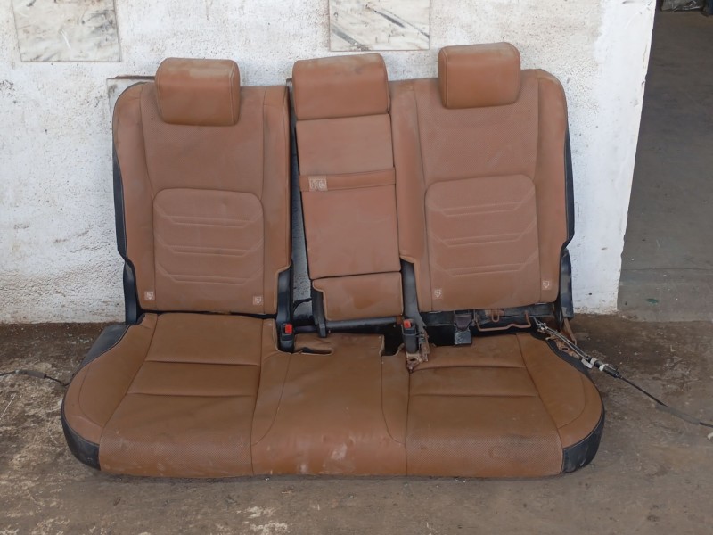 Recambio de asientos traseros para lexus nx (_z1_) 300h awd (ayz15) referencia OEM IAM   