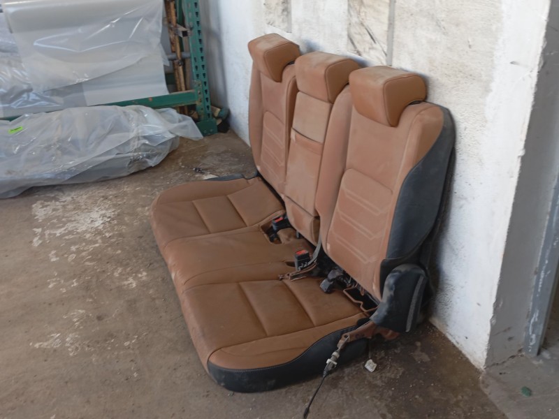 Recambio de asientos traseros para lexus nx (_z1_) 300h awd (ayz15) referencia OEM IAM   