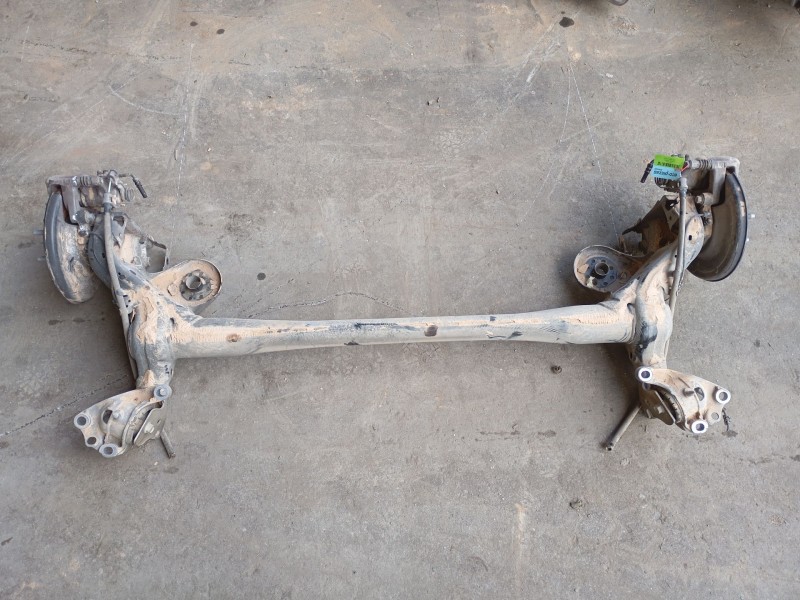 Recambio de puente trasero para opel astra k (b16) 1.4 turbo (68) referencia OEM IAM   