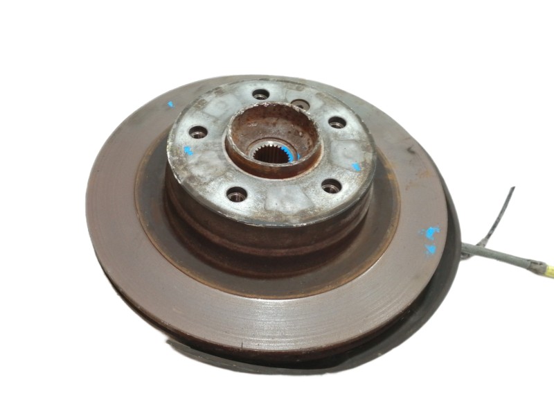 Recambio de mangueta trasera derecha para bmw serie 1 berlina (e81/e87) 118d referencia OEM IAM 6764651  