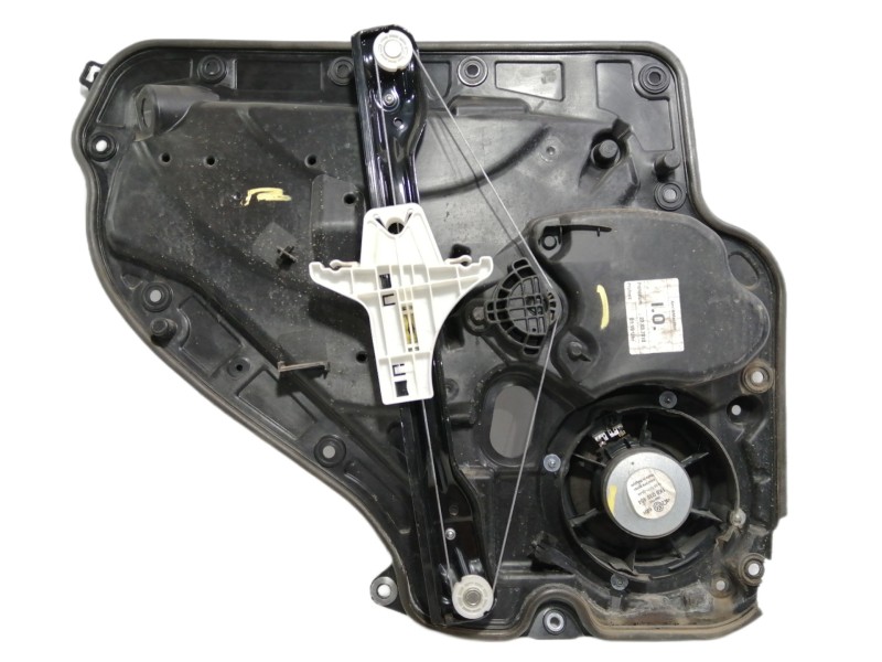 Recambio de elevalunas trasero derecho para volkswagen golf vi (5k1) advance referencia OEM IAM 5K483975 914105132 / 5K0959704C 