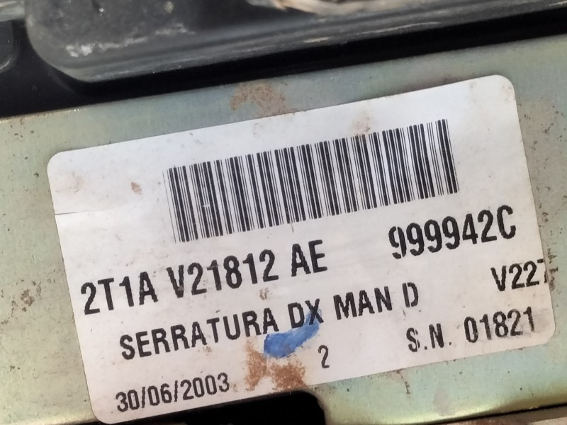 Recambio de cerradura puerta delantera derecha para ford transit connect (tc7) kasten city light (2009) referencia OEM IAM 2T1AV
