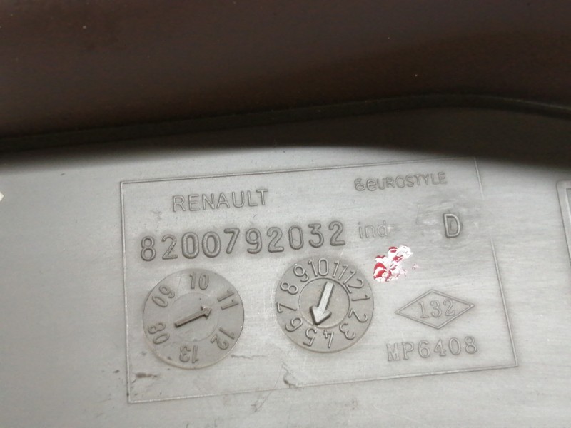 Recambio de no identificado para renault master pritsche/fgst l2h1 3,5t referencia OEM IAM 8200792032  