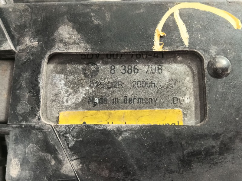 Recambio de faro derecho para bmw x5 (e53) 3.0 d referencia OEM IAM 63117166798  