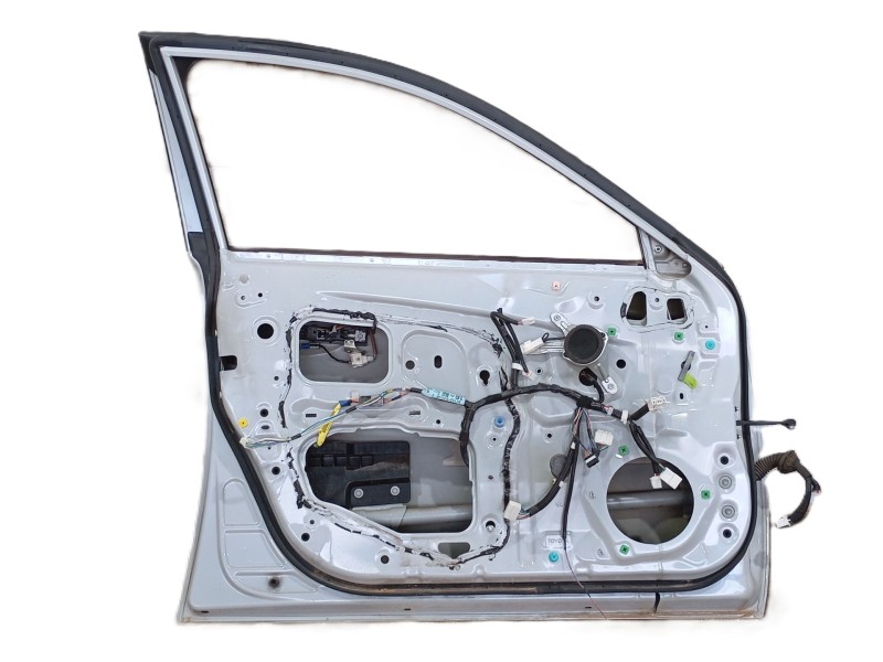 Recambio de puerta delantera izquierda para lexus is ii (_e2_) 220d (ale20) referencia OEM IAM   