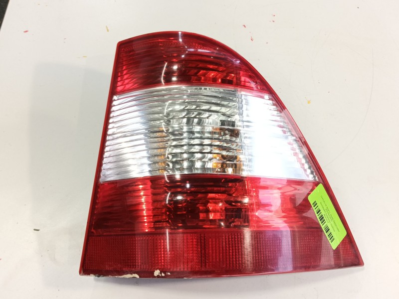 Recambio de piloto trasero derecho para mercedes-benz clase m (w163) ml 400 cdi (163.128) referencia OEM IAM 1638200264  