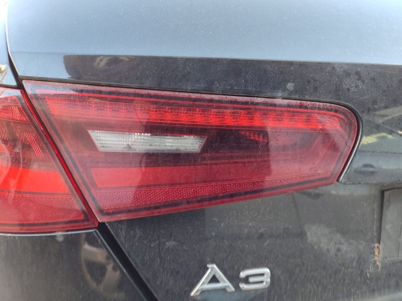 Recambio de piloto trasero izquierdo interior para audi a3 (8v1, 8vk) 1.4 tfsi referencia OEM IAM 8V3945093B  