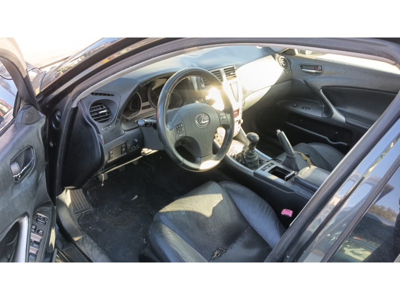 lexus is ii (_e2_) del año 2006