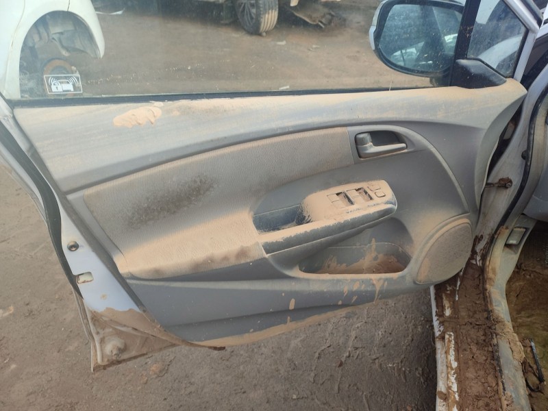 Recambio de guarnecido puerta delantera izquierda para honda insight (ze_) 1.3 ima (ze28, ze2) referencia OEM IAM   
