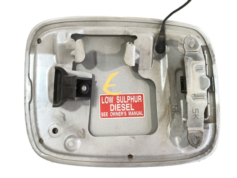 Recambio de tapa exterior combustible para lexus is ii (_e2_) 220d (ale20) referencia OEM IAM   