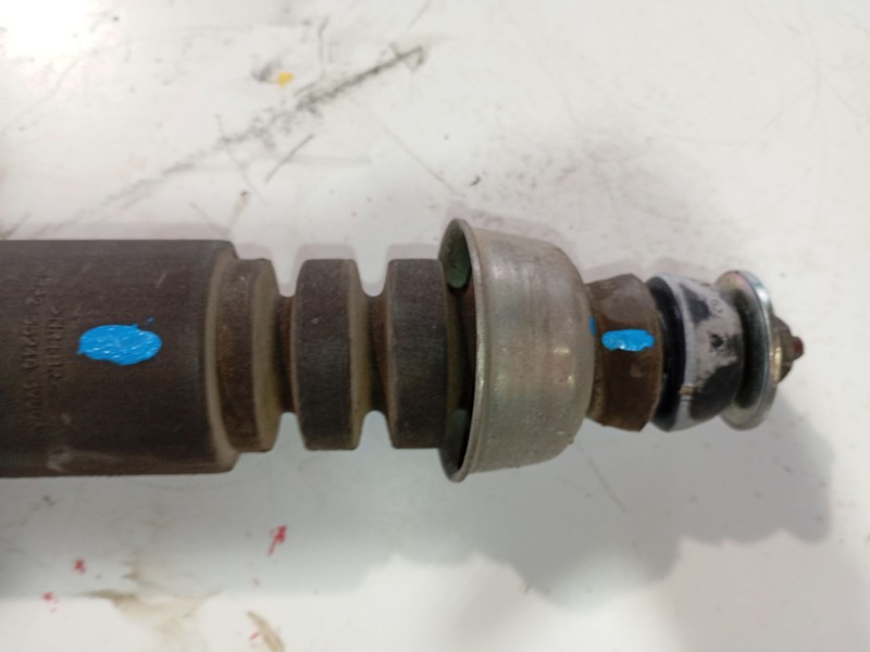 Recambio de amortiguador trasero derecho para nissan note (e12) 1.5 dci referencia OEM IAM E62103VU0B  