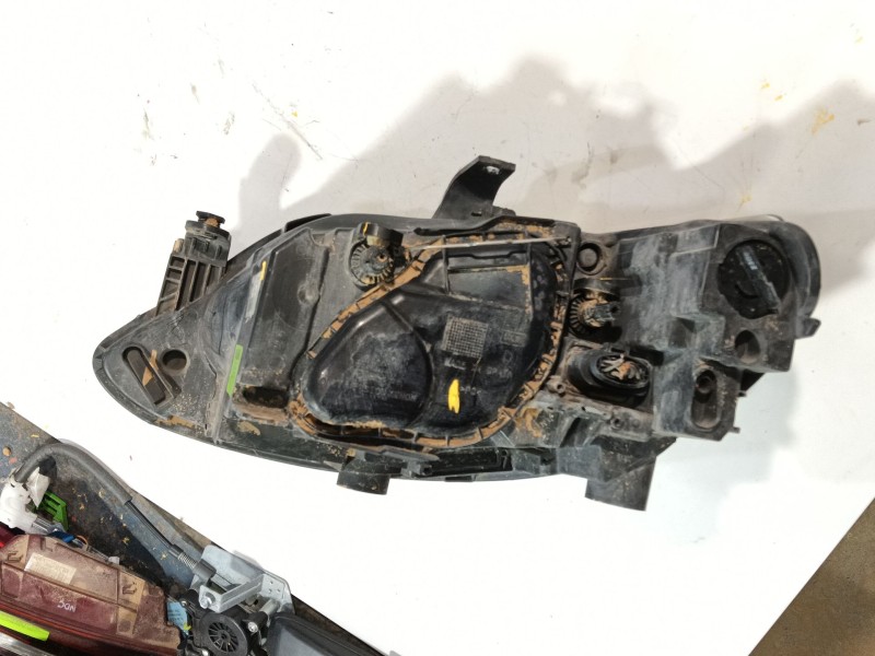 Recambio de faro derecho para seat ibiza iv sc (6j1, 6p5) 1.4 referencia OEM IAM 6J1941022C  