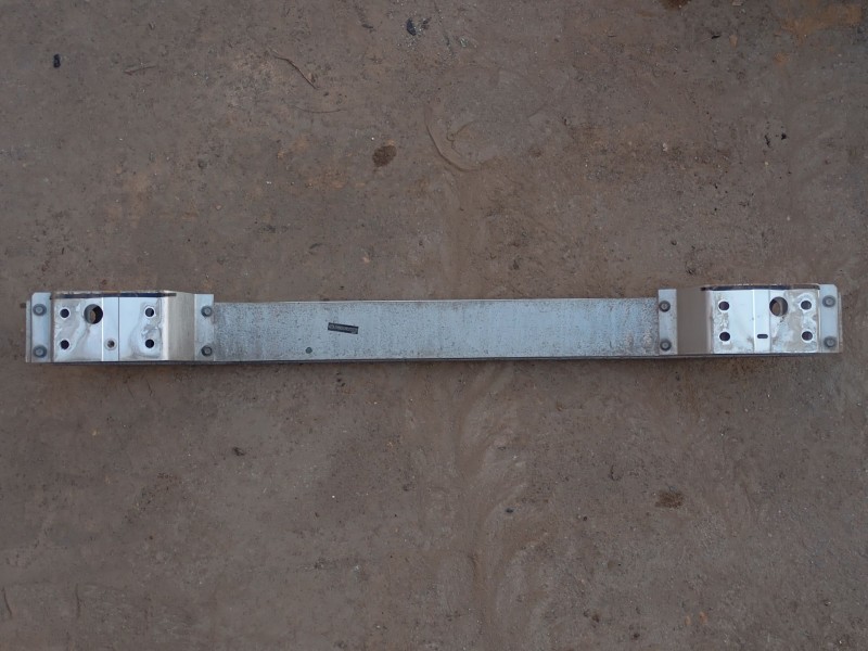 Recambio de refuerzo paragolpes trasero para lexus is ii (_e2_) 220d (ale20) referencia OEM IAM   