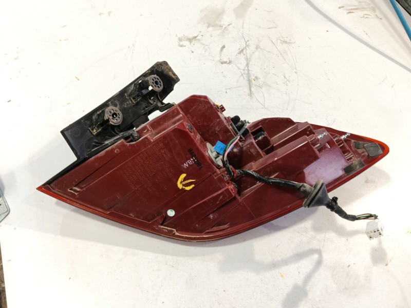 Recambio de piloto trasero izquierdo para hyundai i30 (pde, pd, pden) 1.0 t-gdi referencia OEM IAM 92401G4400  