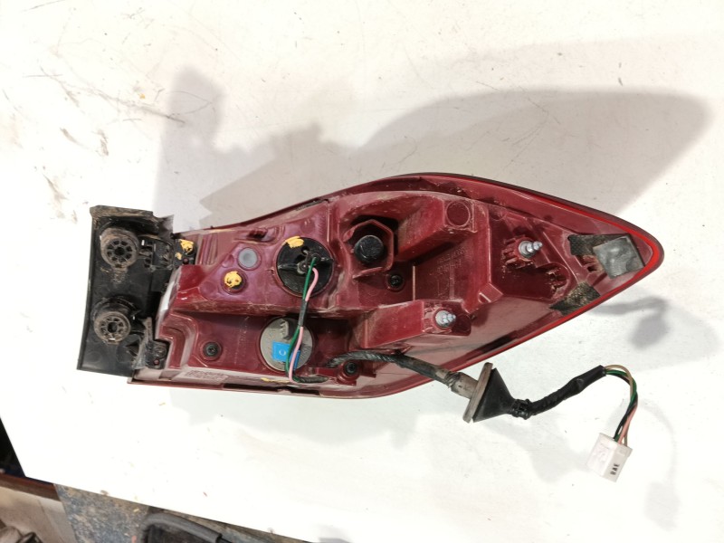 Recambio de piloto trasero izquierdo para hyundai i30 (pde, pd, pden) 1.0 t-gdi referencia OEM IAM 92401G4400  