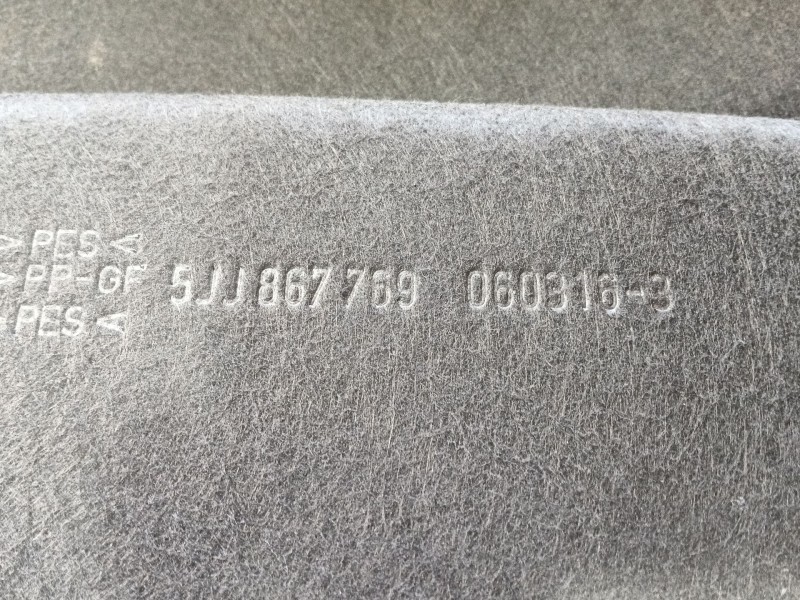 Recambio de bandeja trasera para skoda rapid spaceback (nh1) 1.6 tdi referencia OEM IAM 5JJ8677696V0  