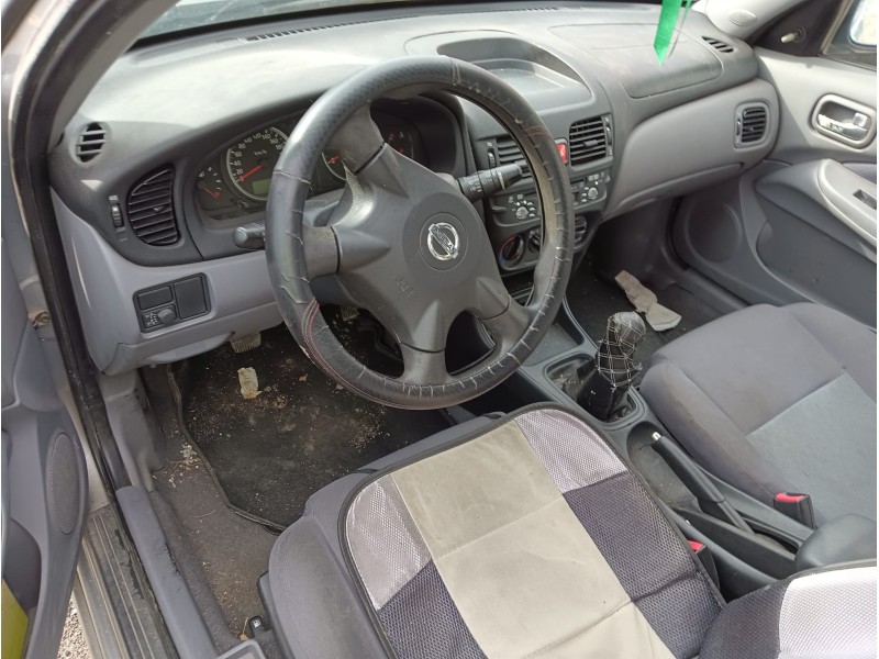 nissan almera ii hatchback (n16) del año 2003