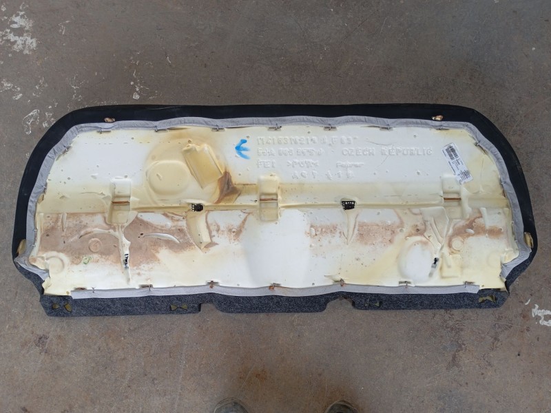 Recambio de asientos traseros para skoda rapid spaceback (nh1) 1.6 tdi referencia OEM IAM   