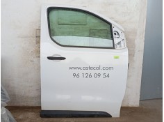 Recambio de puerta delantera derecha para opel vivaro c furgoneta (k0) 1.5 referencia OEM IAM 9853308880  