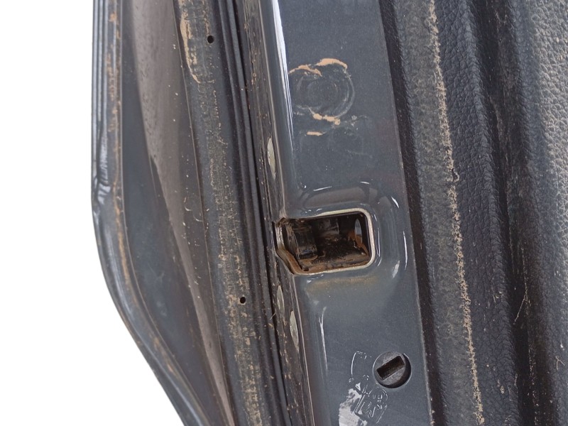 Recambio de puerta trasera izquierda para kia stonic (yb) 1.2 cvvt referencia OEM IAM 77003H8401  