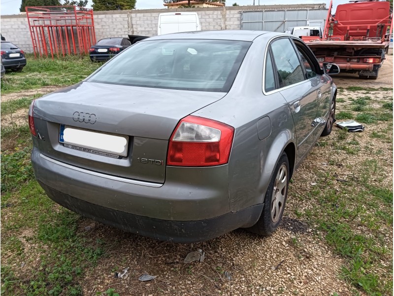 audi a4 b6 (8e2) del año 2003