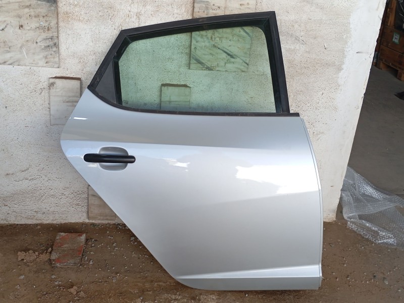 Recambio de puerta trasera derecha para seat ibiza iv (6j5, 6p1) 1.2 tdi referencia OEM IAM 6J4833056  