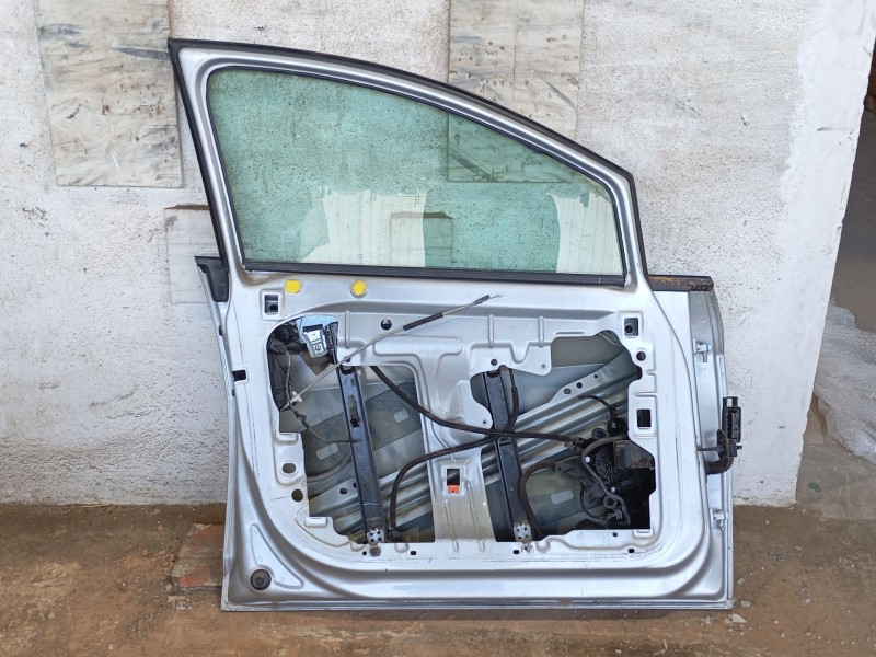 Recambio de puerta delantera izquierda para seat ibiza iv (6j5, 6p1) 1.2 tdi referencia OEM IAM 6J4831055  