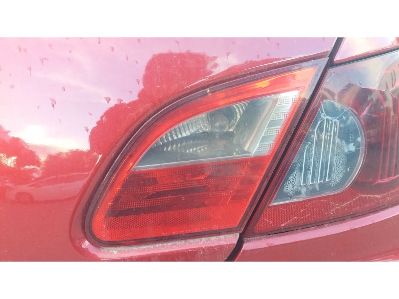 Recambio de piloto trasero derecho interior para chrysler sebring (js) 2.0 crd referencia OEM IAM 04389494AF  