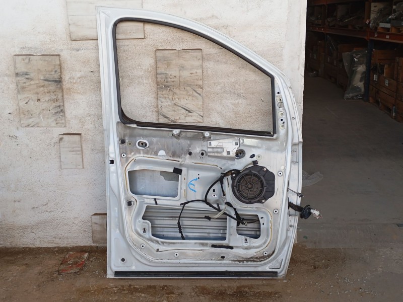 Recambio de puerta delantera izquierda para citroën jumpy ii furgoneta 1.6 hdi 90 16v referencia OEM IAM 9002X4  