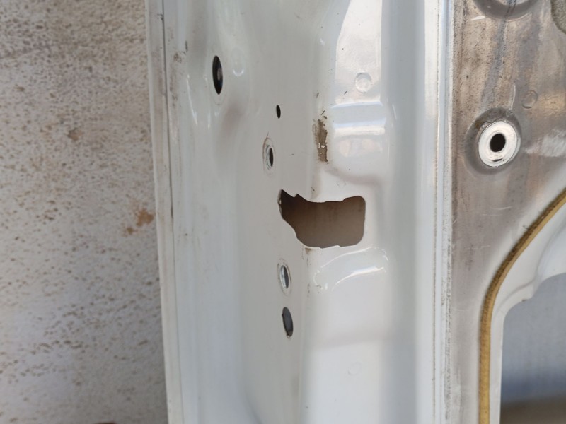 Recambio de puerta delantera izquierda para citroën jumpy ii furgoneta 1.6 hdi 90 16v referencia OEM IAM 9002X4  