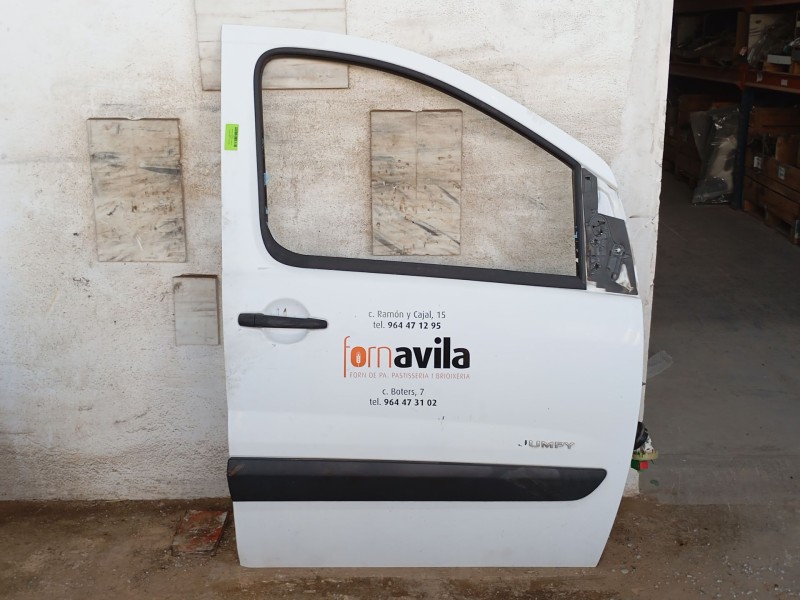 Recambio de puerta delantera derecha para citroën jumpy ii furgoneta 1.6 hdi 90 16v referencia OEM IAM 9004X7  