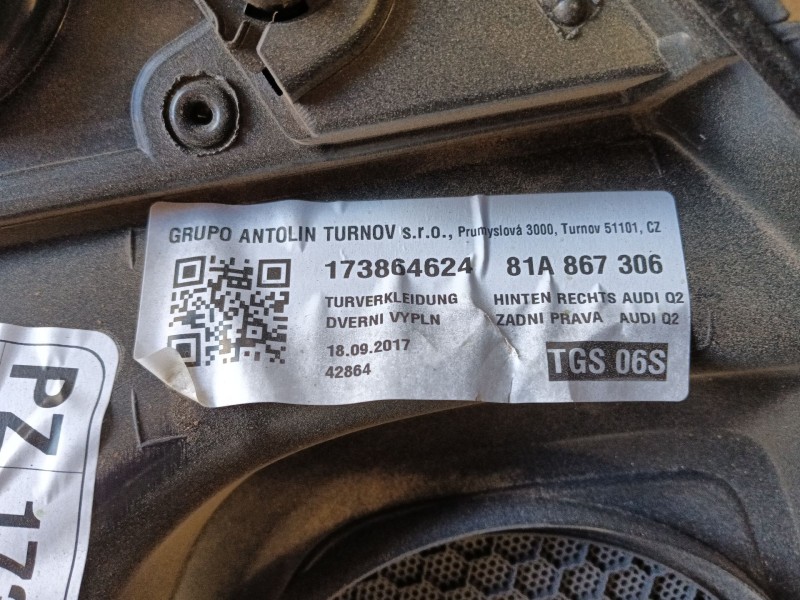 Recambio de guarnecido puerta trasera derecha para audi q2 (gab, gag) 1.6 tdi referencia OEM IAM   