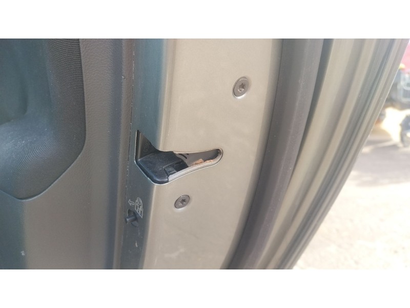 Recambio de cerradura puerta trasera derecha para opel astra k sports tourer (b16) 1.6 cdti (35) referencia OEM IAM 13533667  