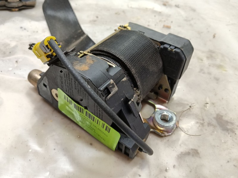 Recambio de cinturon seguridad delantero derecho para mercedes-benz clase m (w163) ml 400 cdi (163.128) referencia OEM IAM 16386