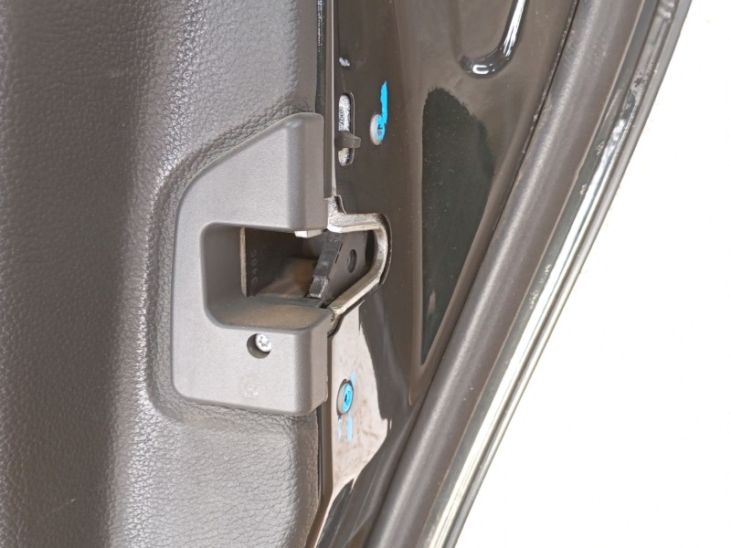 Recambio de puerta trasera derecha para mercedes-benz clase e (w211) e 220 cdi (211.006) referencia OEM IAM 211730020528  