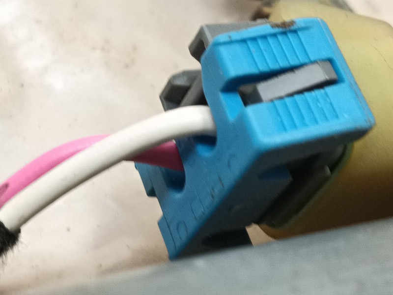 Recambio de elevalunas delantero derecho para mercedes-benz clase m (w163) ml 400 cdi (163.128) referencia OEM IAM 1637201246  