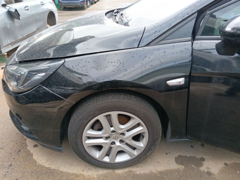 Recambio de aleta delantera izquierda para opel astra k (b16) 1.6 cdti (68) referencia OEM IAM 39011390  