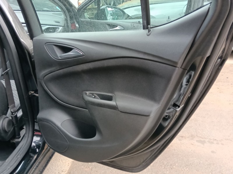 Recambio de guarnecido puerta trasera derecha para opel astra k (b16) 1.6 cdti (68) referencia OEM IAM   