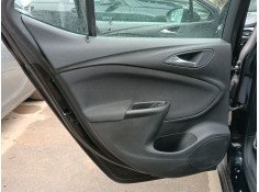 Recambio de guarnecido puerta trasera izquierda para opel astra k (b16) 1.6 cdti (68) referencia OEM IAM   
