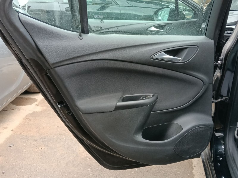 Recambio de guarnecido puerta trasera izquierda para opel astra k (b16) 1.6 cdti (68) referencia OEM IAM   
