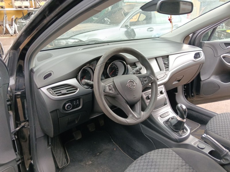 Recambio de salpicadero para opel astra k (b16) 1.6 cdti (68) referencia OEM IAM 39085191  