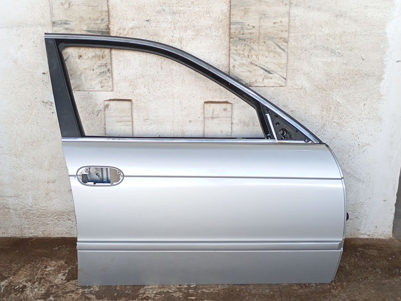Recambio de puerta delantera derecha para bmw 5 (e39) 520 i referencia OEM IAM 41518216818  